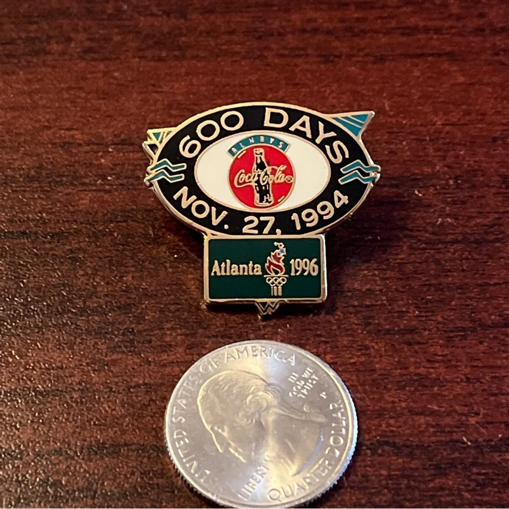 Vintage Coca-Cola Countdown To The 1996 Atlanta Olympics‎ 600 Days Lapel Hat Pin